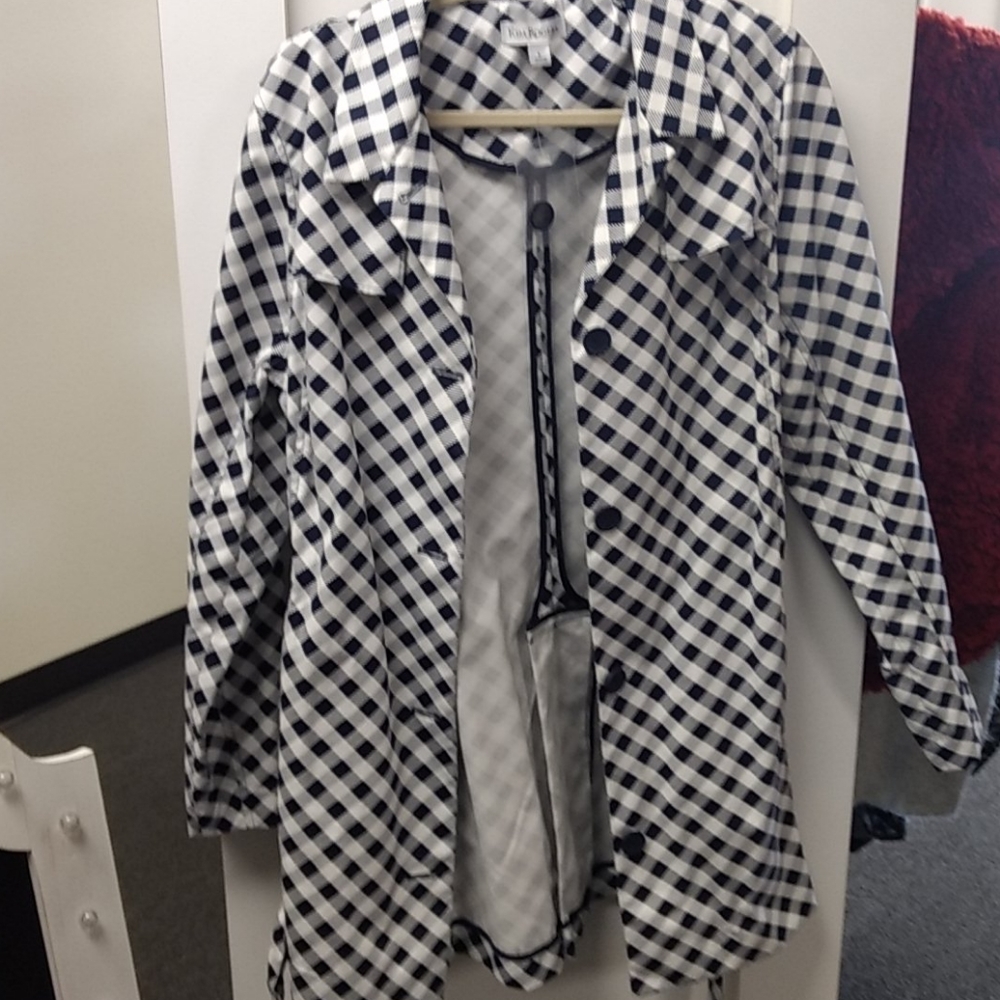 Last One! Kim Rogers Coat - Picture 10 of 10